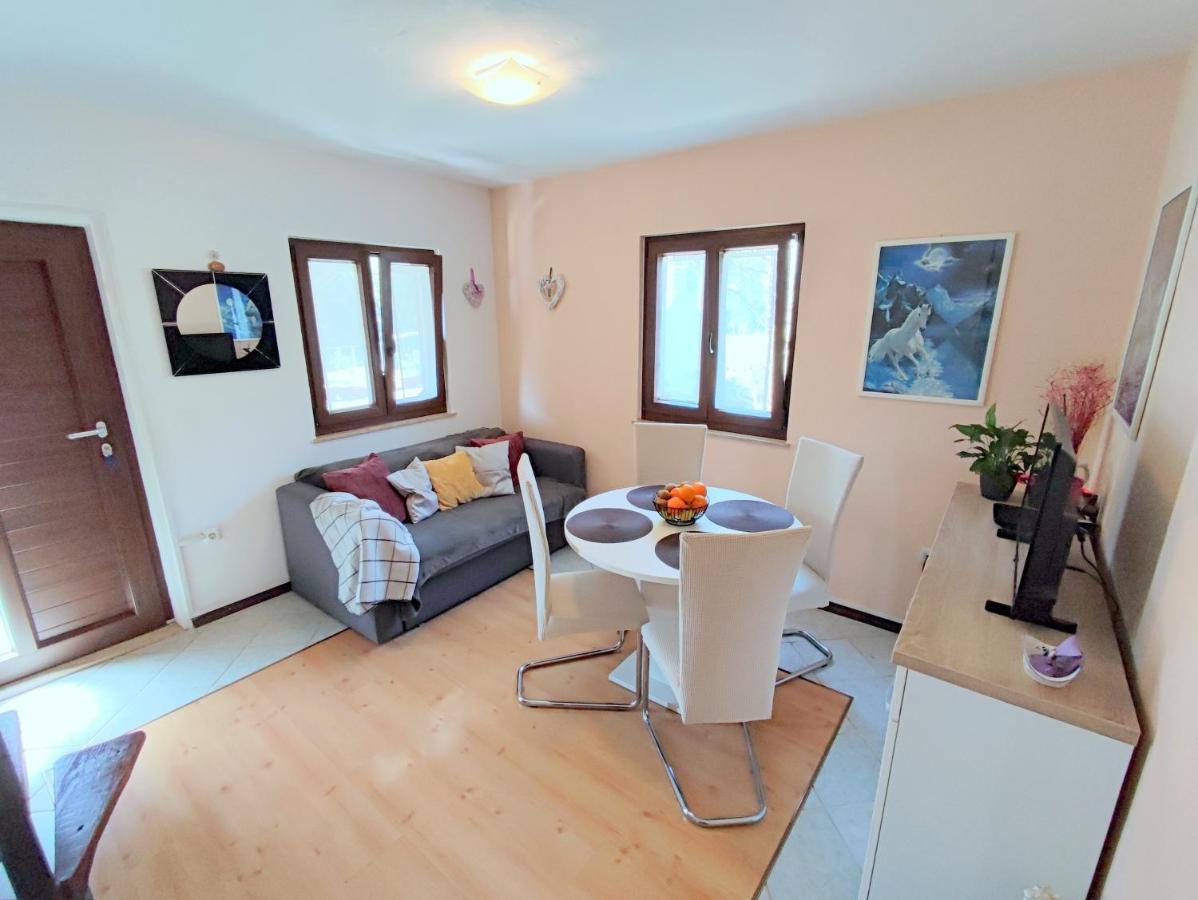 Apartment Pajtak Poreč Extérieur photo